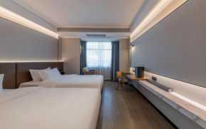 Luyue Hotel Movie Hotel Huaqiangbei Convention and Exhibition Center Branch